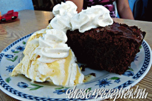 Csokis brownie vanília fagylalttal
