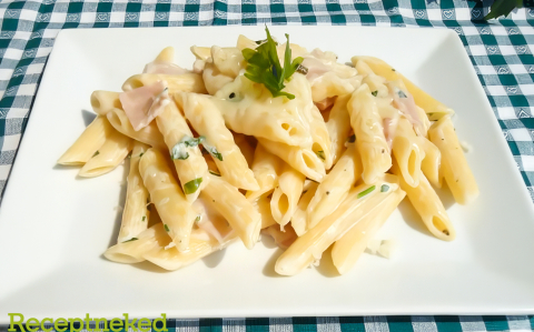 Sajtos penne