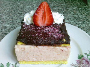 Epres krémes sütemény