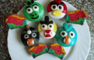 Szivárványos Angry Birds muffinok
