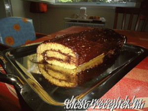 Csokis piskótatekercs