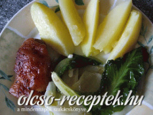 Sertéssült burgonyával, római salátával