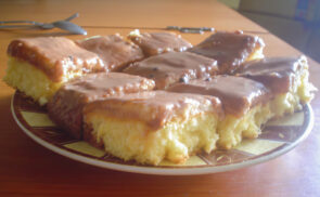 Egyszerű tejbegrízes szelet