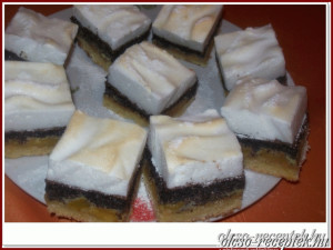 Habos-mákos őszibarackos sütemény