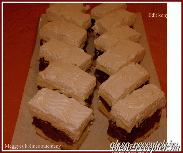 Meggyes krémes sütemény