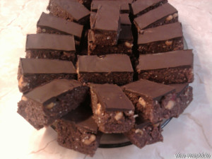 Mézes-mogyorós sportszelet