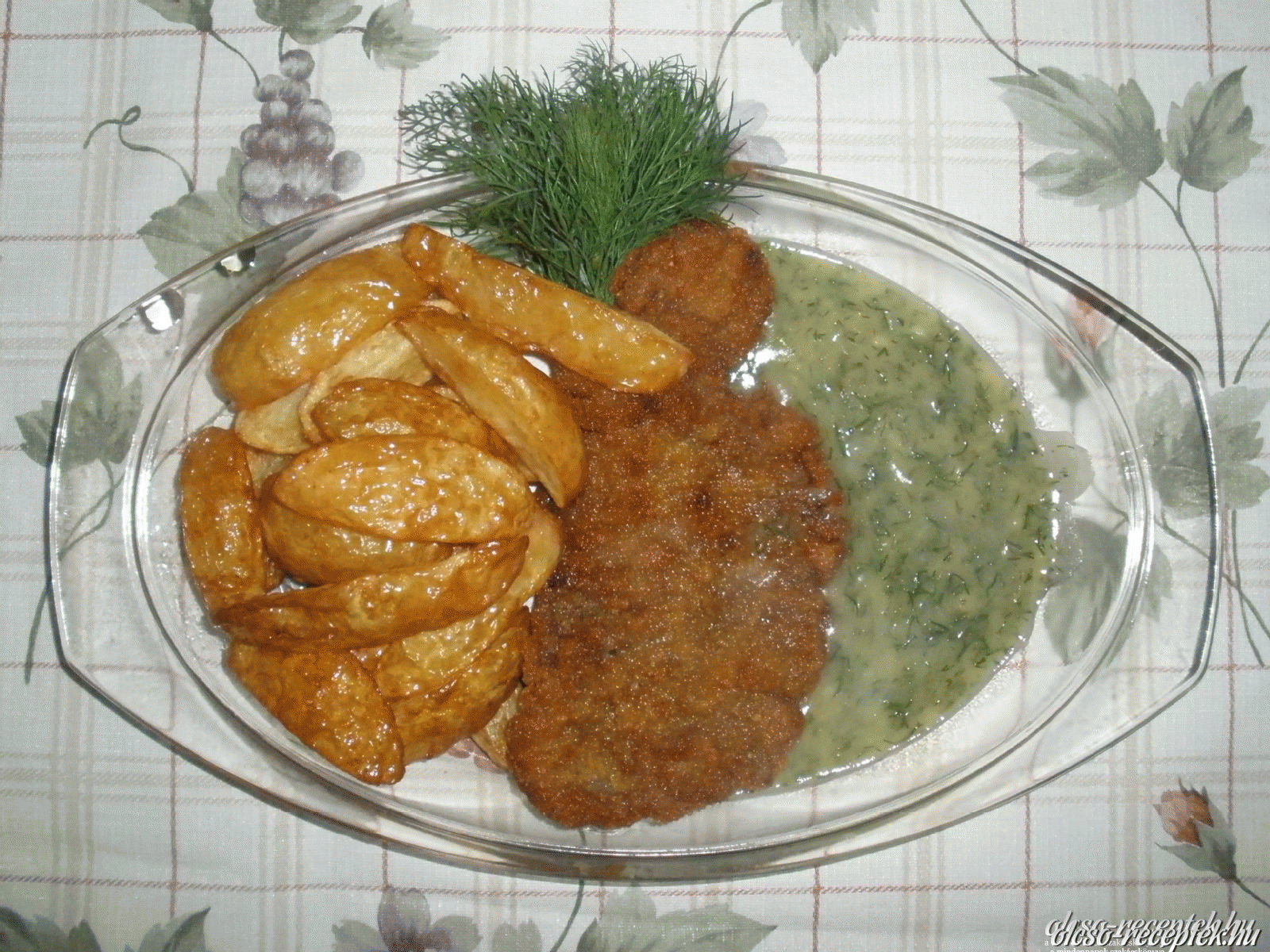 Karaj kaporrmártással