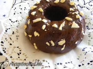 Almás-fahéjas kuglóf