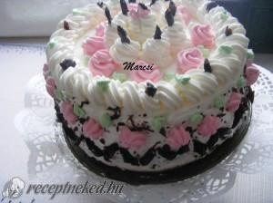 Aszalt szilvás torta