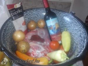 Nyúlpaprikás bográcsban