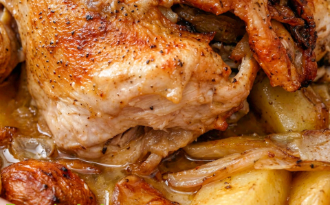 Csirke pataki tálban