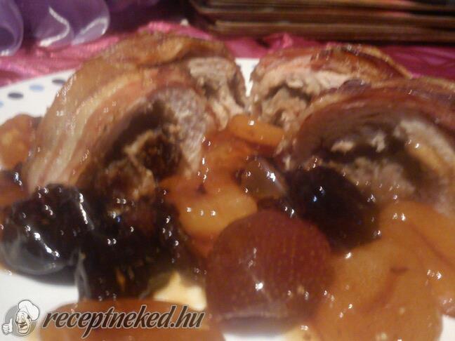 Gesztenyés aszalt szilvás pulykamell