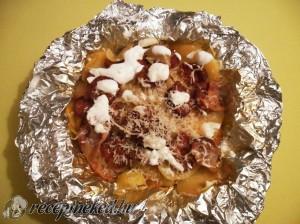 Kolbászos krumplis batyuk kép