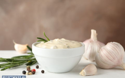 Fokhagymás mustármártás recept fotóval Fokhagymás mustármártás