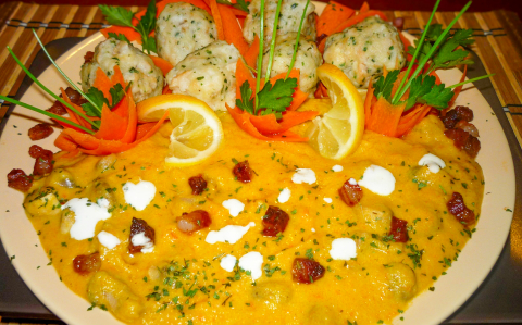 Vadas gomba zsemlegombóccal recept fotóval Vadas gomba zsemlegombóccal