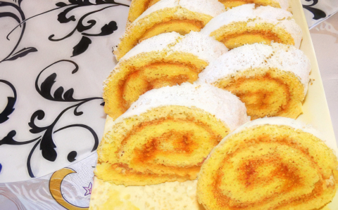 Piskótarolád recept fotóval Piskótarolád