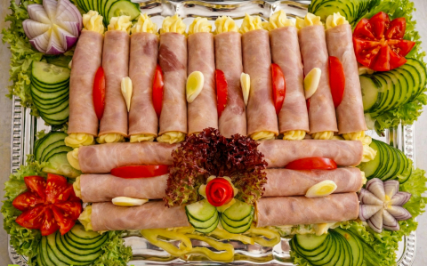 Tormakrémes sonkatekercs