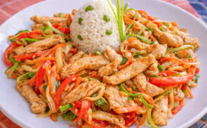 Zöldséges csirkeragu