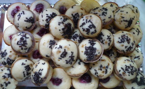 Meggyes-tortadarás muffinok