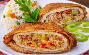 Töltött sertésborda kolbászos krémsajtos töltelékkel