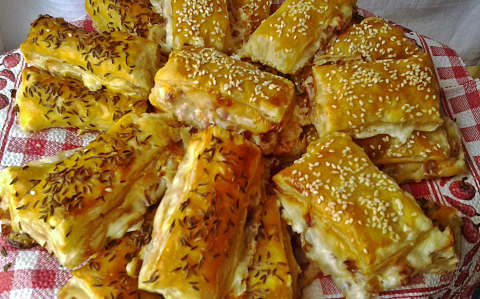 Sajtos, baconos stangli