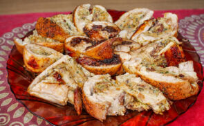 Töltött csirketekercs