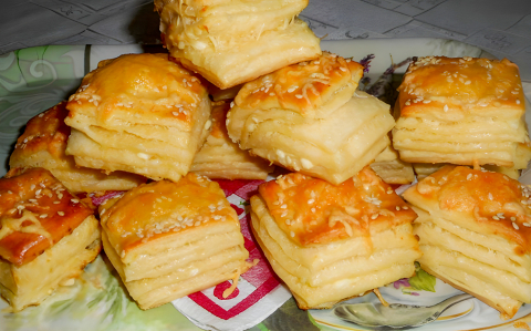 Réteges túrós pogácsa recept fotóval Réteges túrós pogácsa