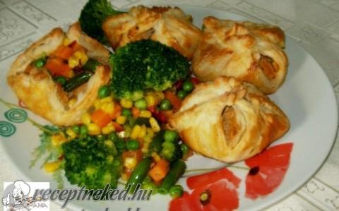 Csirkés batyu zöldségekkel