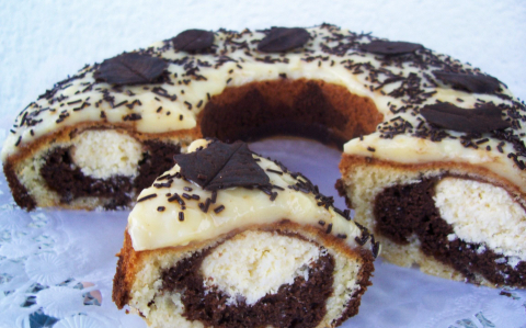 Harmat cseppek koszorúban