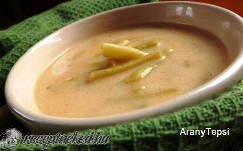 Egyszerű tejfölös zöldbableves recept aranytepsi konyhájából -  Receptneked.hu
