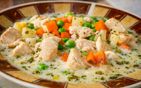 Tárkonyos Csirkeraguleves