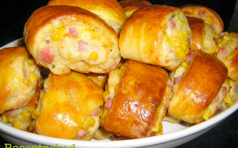 Sonkával-kukoricával töltött hajtovány