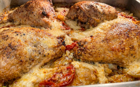 Csirkecomb rizses-burgonya ágyon