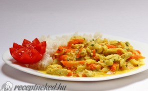 Zöldséges currys csirkemell