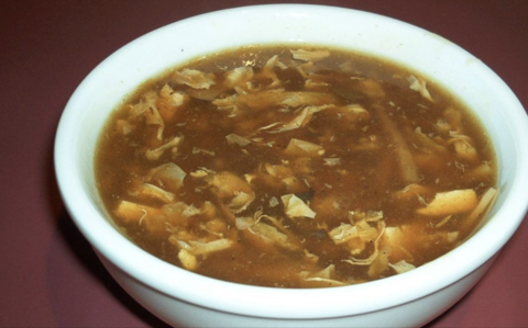 Savanyú-csípős kínai leves
