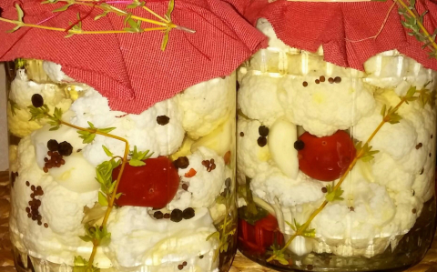 Kakukkfüves savanyított karfiol recept fotóval Kakukkfüves savanyított karfiol