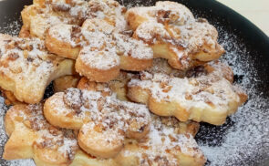 Preckedli (diós linzer)