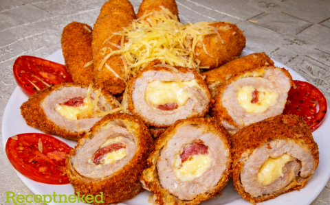 Sajttal-kolbásszal töltött rántott karaj