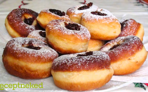 Szalagos farsangi fánk