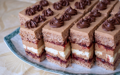 Pompás szelet Eta módra