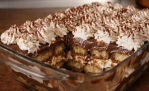 Csokis rakott babapiskóta