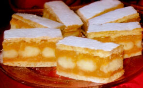 Almás–mézes sütemény