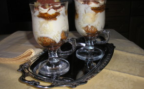 Poharas tiramisu amarettivel