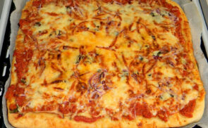 Magyaros kenyérlángos