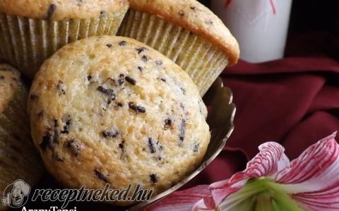 Csokidarás-joghurtos muffin