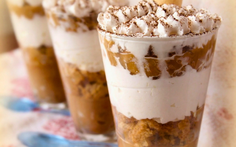 Karamellás pohárdesszert