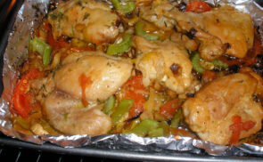 Zöldséges tepsis csirke