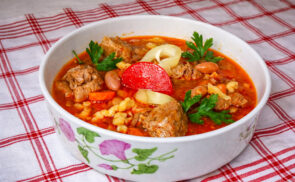 Babgulyás oldalassal