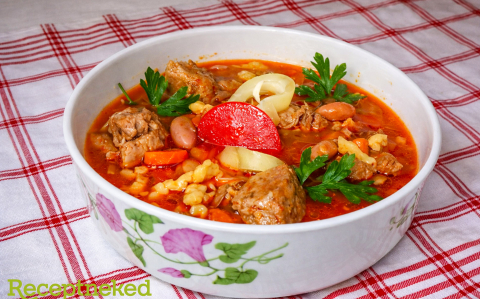 Babgulyás oldalassal