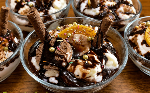 Puding kehelyben